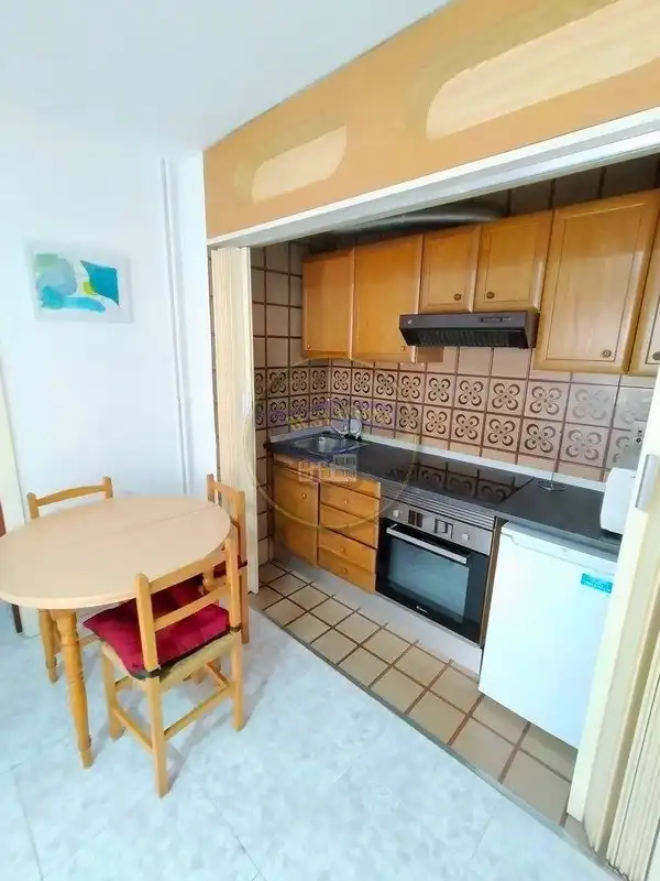Apartament amb terrassa de lloguer a Calle llorente, imagen 3