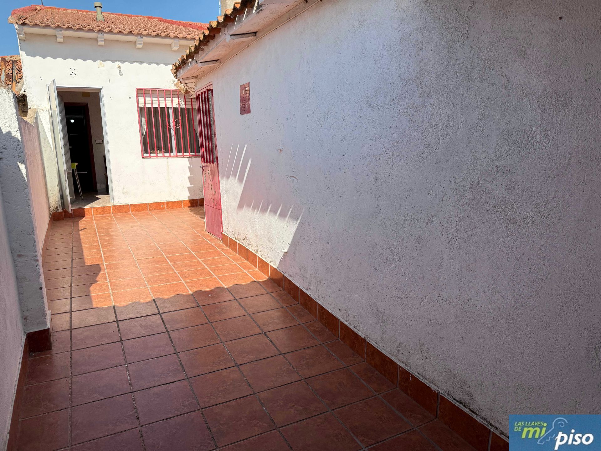Casa adosada en venda en Nava del Rey amb Calefacció, Jardí privat i Terrassa