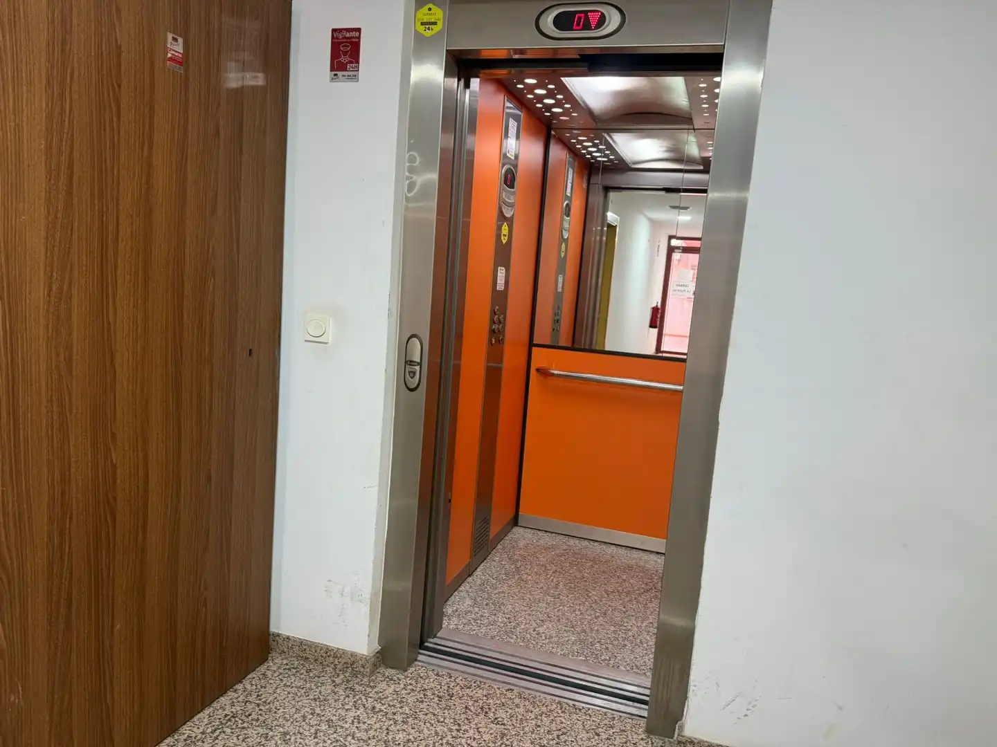 Wohnung zum Verkauf in Cijuela mit Klimaanlage, Heizung und Parkett