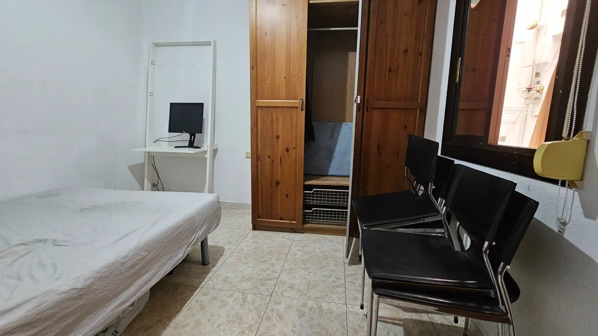 Habitación de Piso en venta en Santa Coloma de Gramenet con Aire acondicionado y Horno