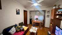 Living room of Flat for sale in L'Hospitalet de Llobregat  with Balcony