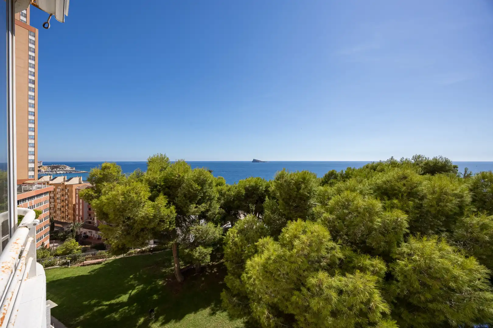 Flat with pool for sale in Playa de Poniente, imagen 4