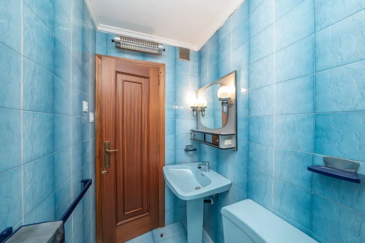Bathroom of Flat for rent in Dénia  with Heating