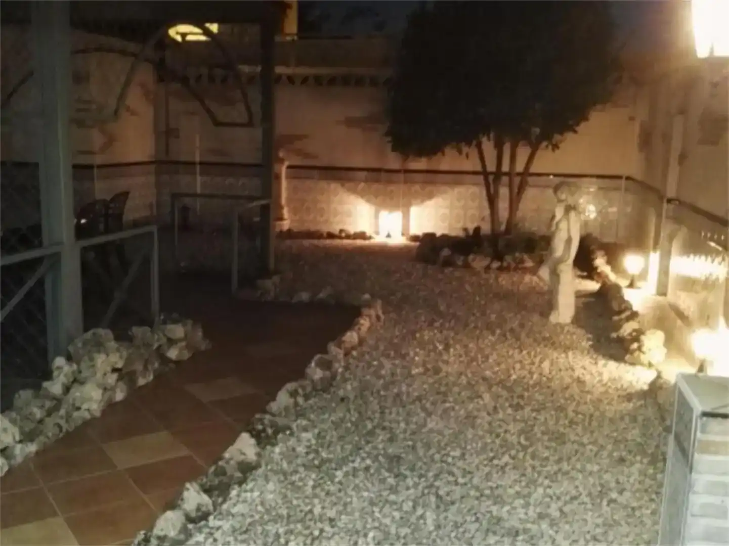 Jardí de Pis en venda en Cedillo del Condado amb Aire condicionat