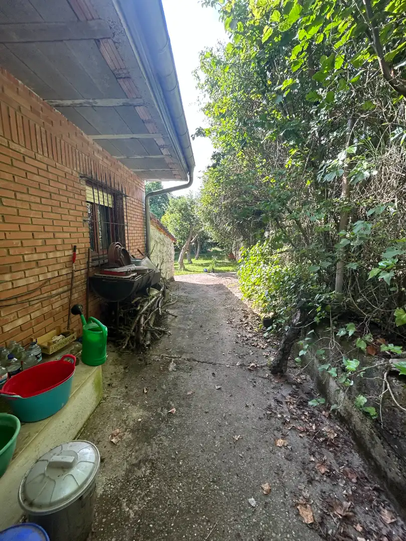 Casa adosada en venta en Castrillo del Val con Calefacción, Jardín privado y Parquet