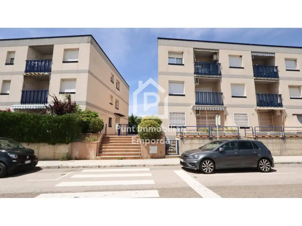 Vista exterior de Apartament en venda en Llançà amb Aire condicionat, Calefacció i Terrassa
