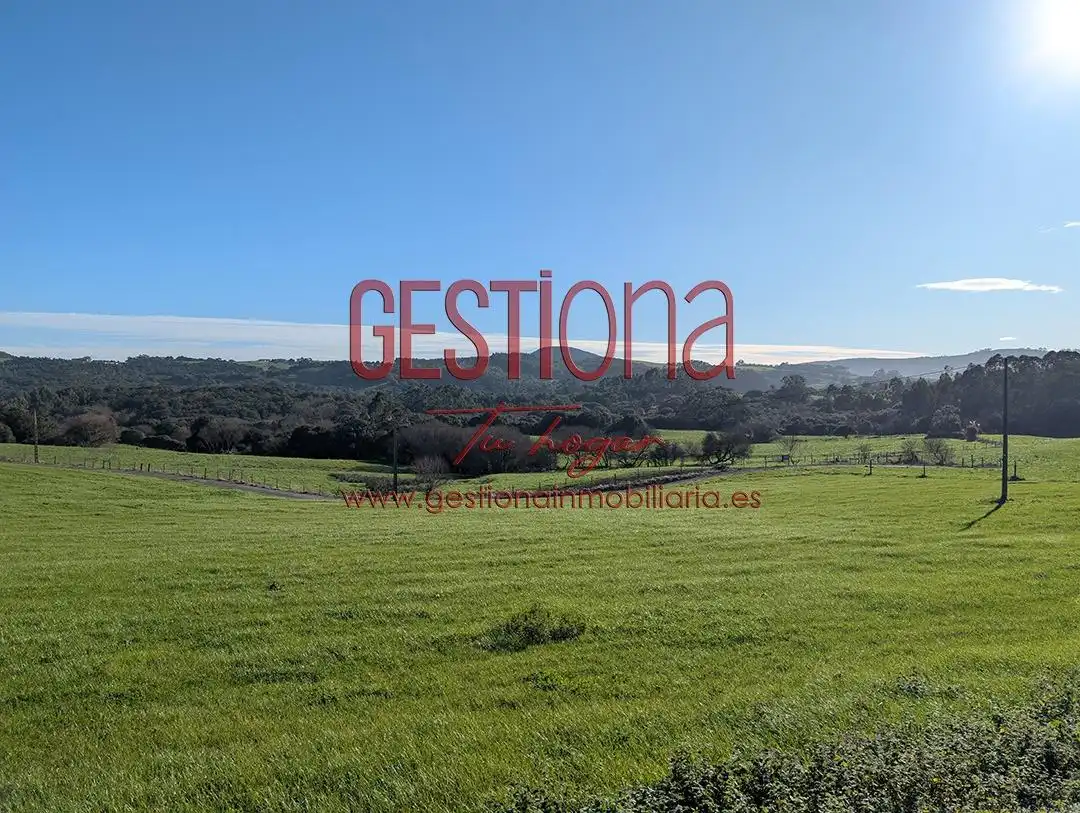 Country house zum Verkauf in Bareyo mit Privatgarten, Terrasse und Balkon