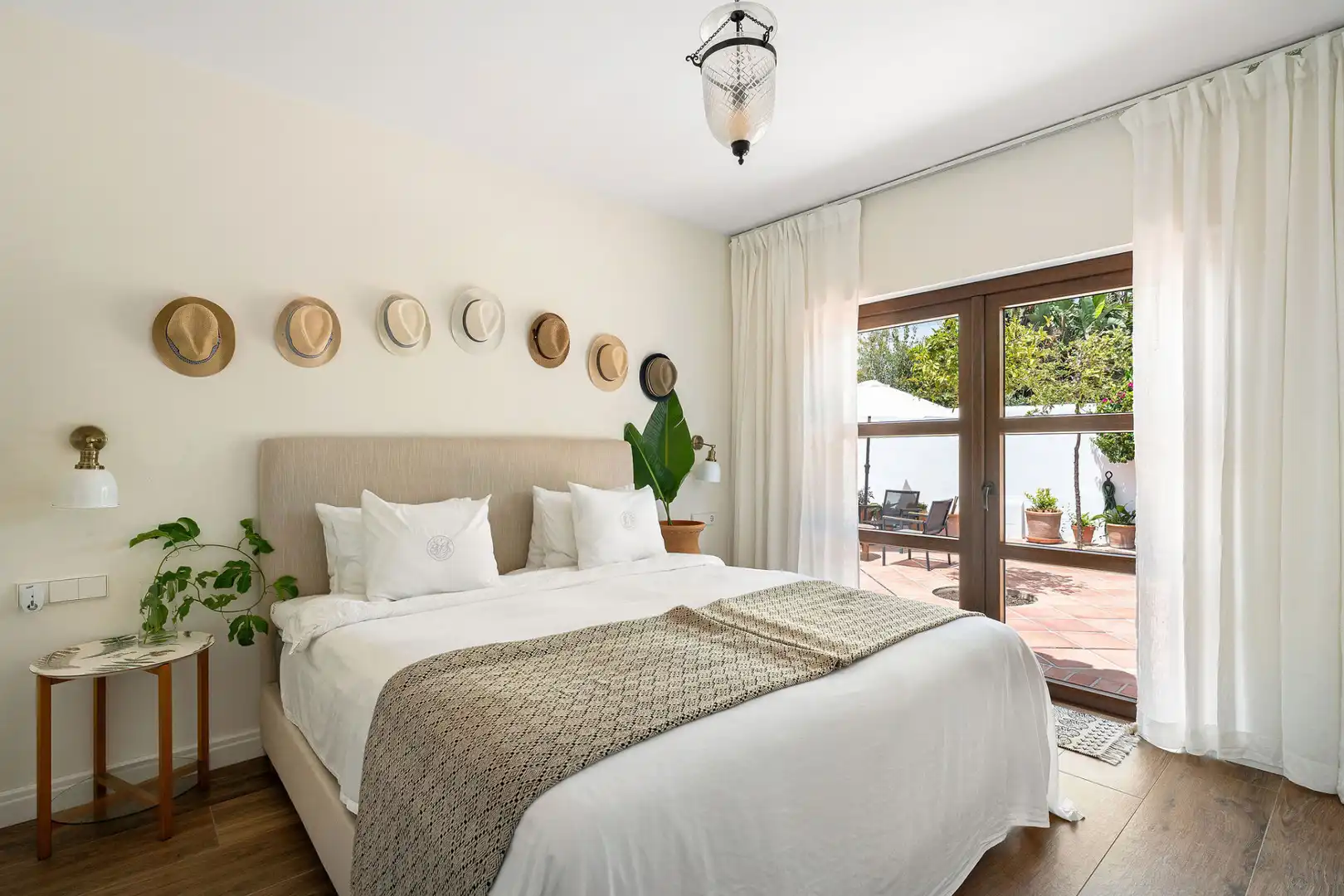 Habitación de Casa o chalet en venta en Estepona con Aire acondicionado, Jardín privado y Terraza