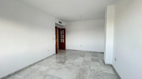 Photo 5 of Flat for rent in Avenida Avenida Vía Augusta, Arroyo del Moro - Noreña, Córdoba Capital