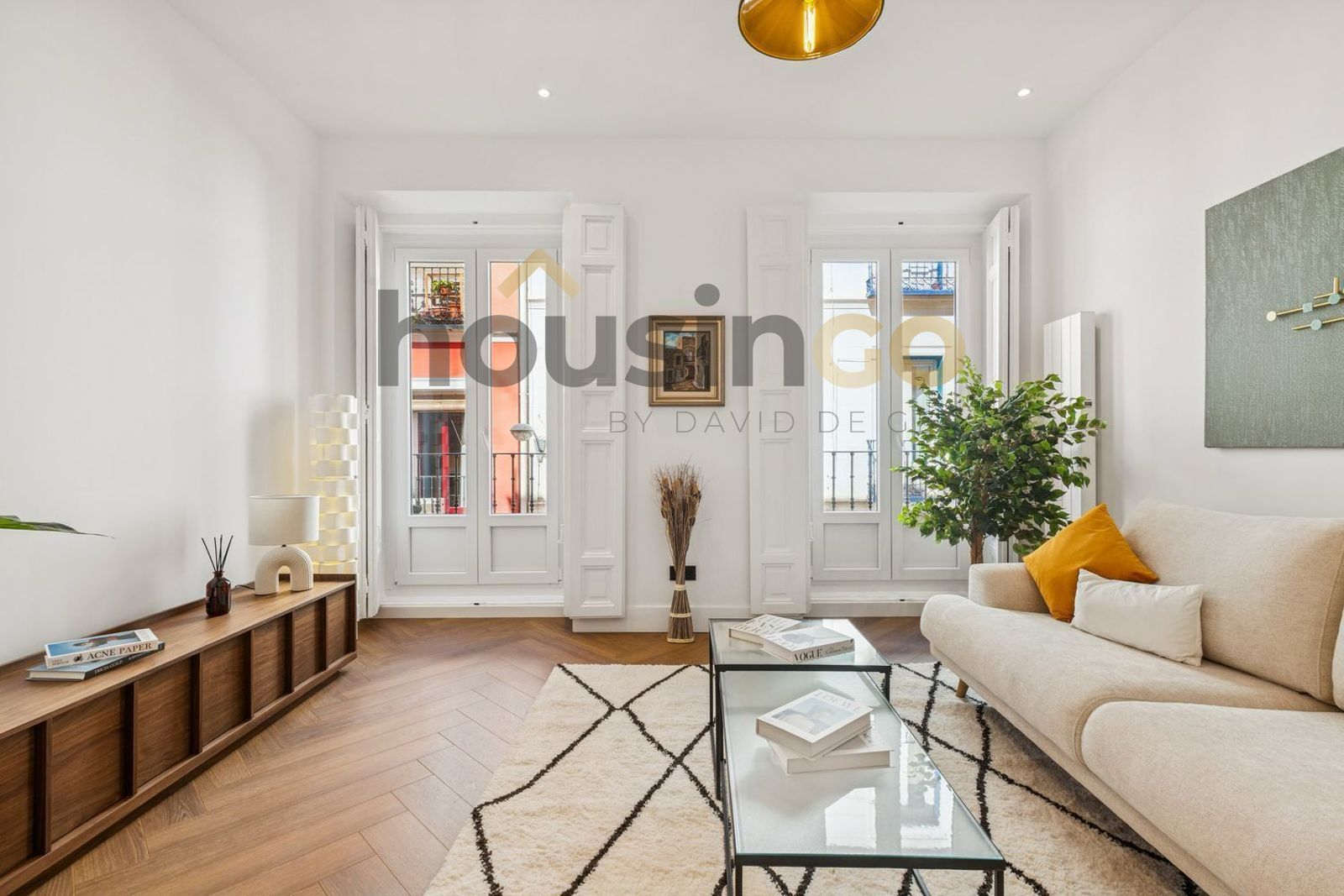Living room of Flat for sale in  Madrid Capital  with Air Conditioner, Heating and Terrace