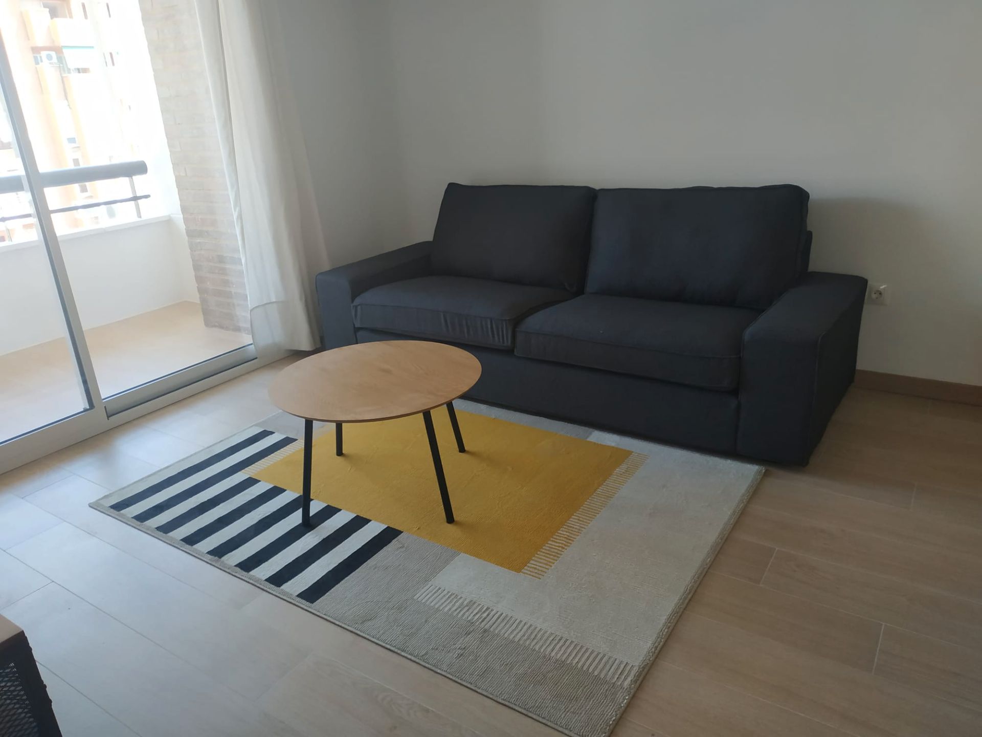 Flat to rent in Plaça d'Hondures, Ciutat Jardí