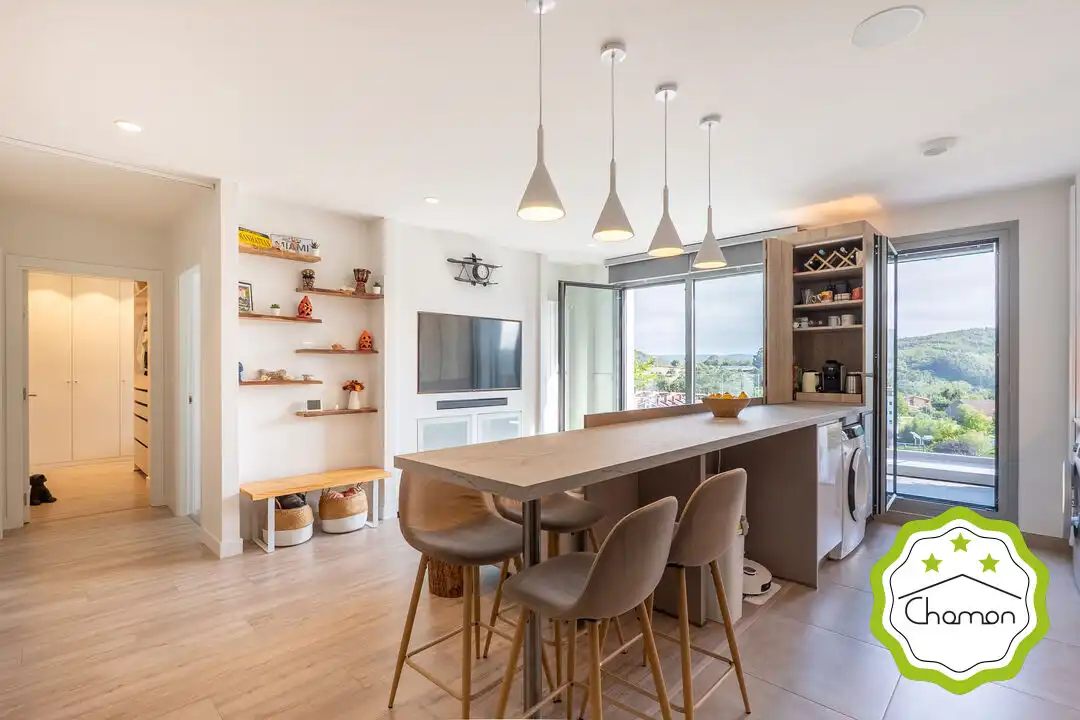 Cocina de Ático en venta en Urduliz con Calefacción, Terraza y Trastero