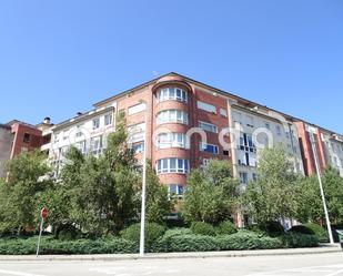 Vista exterior de Pis de lloguer en Santa Cruz de Bezana amb Terrassa