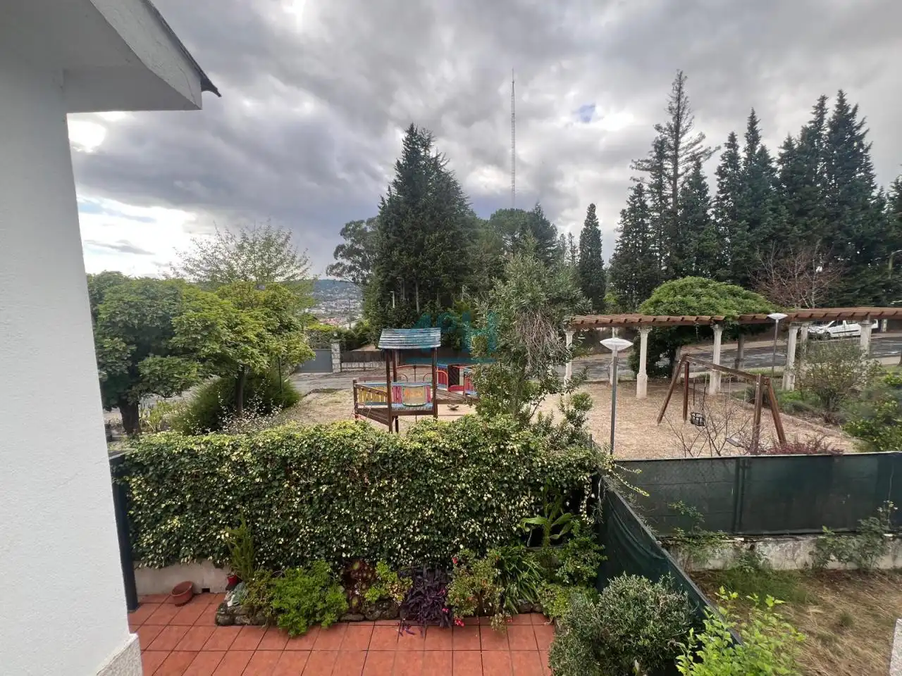 Jardín de Casa adosada en venta en Ourense Capital  con Calefacción, Jardín privado y Parquet