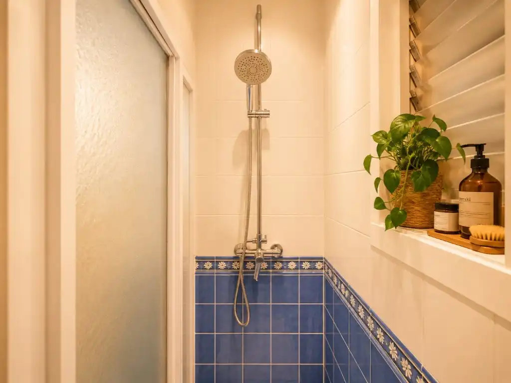 Bathroom of Flat for sale in Vilafranca del Penedès  with Air Conditioner, Heating and Balcony