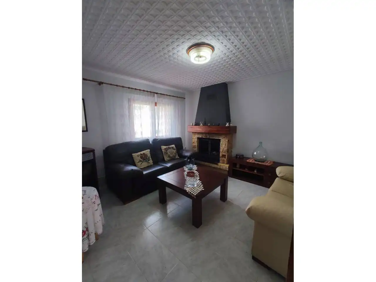 Sala de estar de Casa o chalet en venta en Lalueza con Calefacción y Amueblado