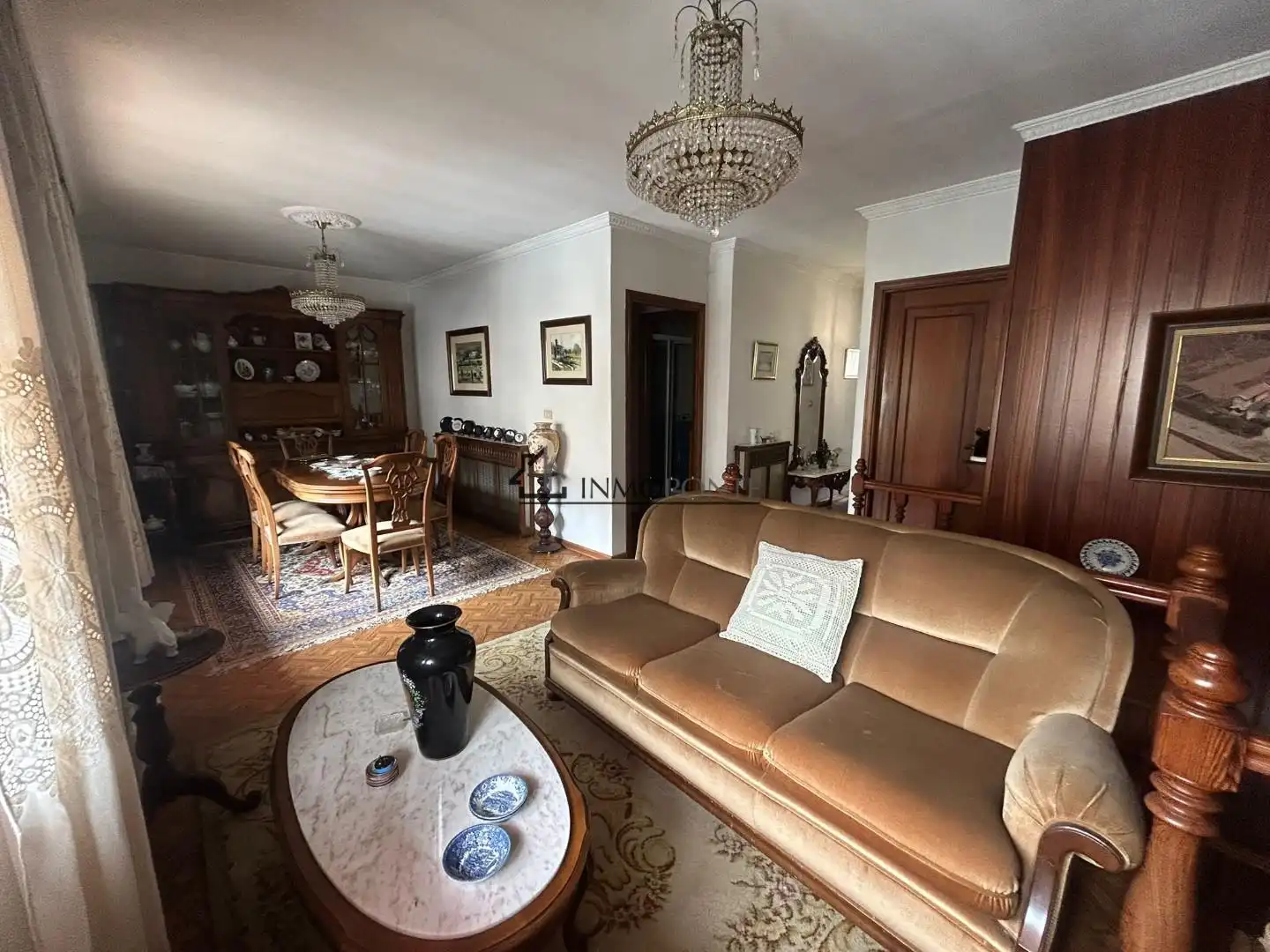 Sala d'estar de Casa o xalet en venda en Poio amb Calefacció, Jardí privat i Terrassa