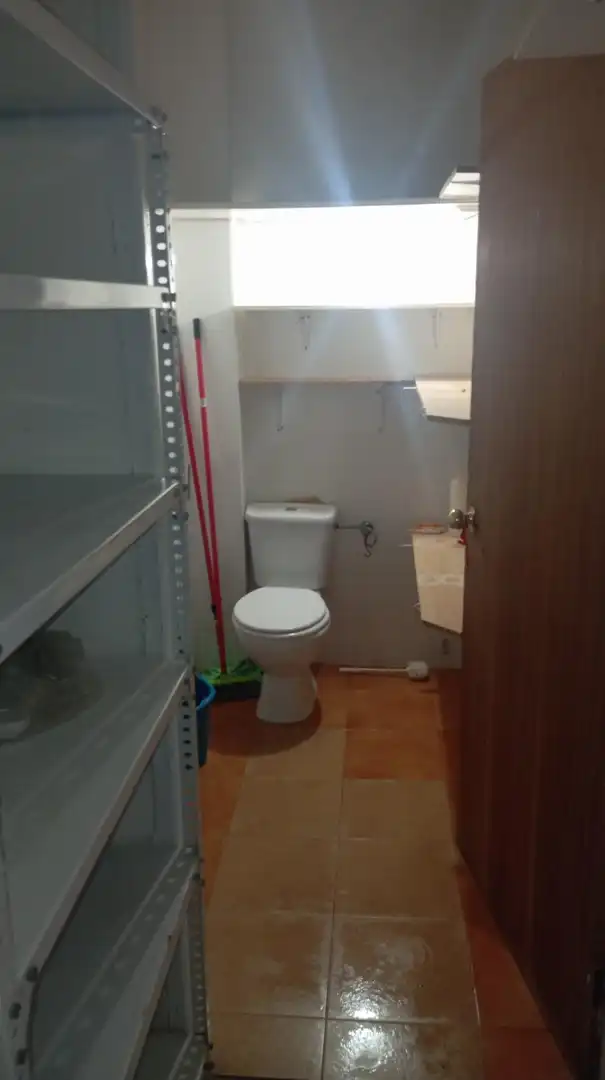 Bany de Local de lloguer en Córdoba