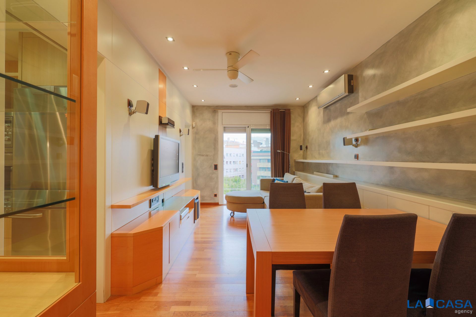 Sala d'estar de Pis en venda en  Barcelona Capital amb Aire condicionat, Calefacció i Parquet