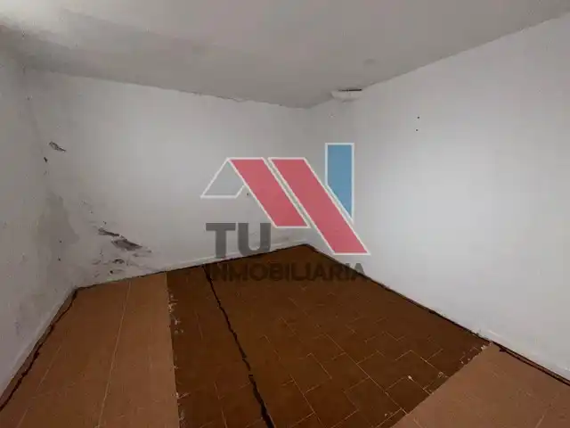 Houses for sale in Huecas  with Storage room, Swimming Pool and Alarm