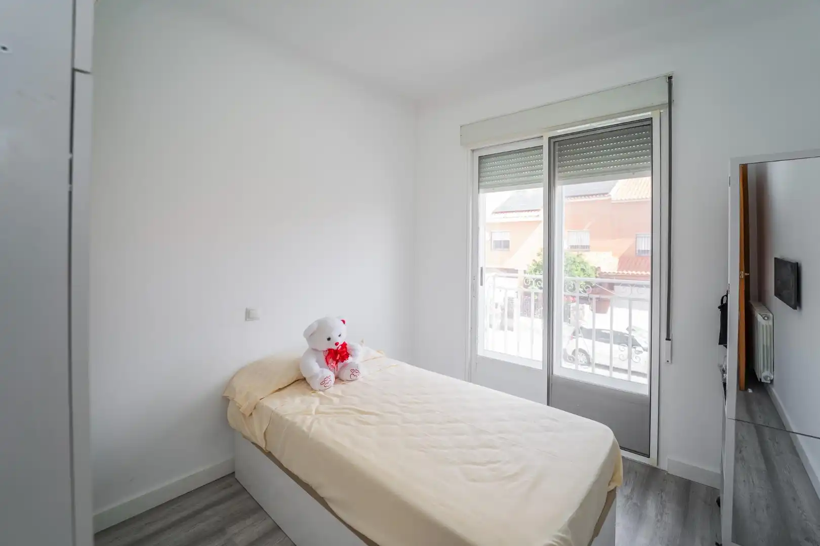 Habitación de Casa adosada en venta en Cedillo del Condado con Calefacción, Jardín privado y Terraza