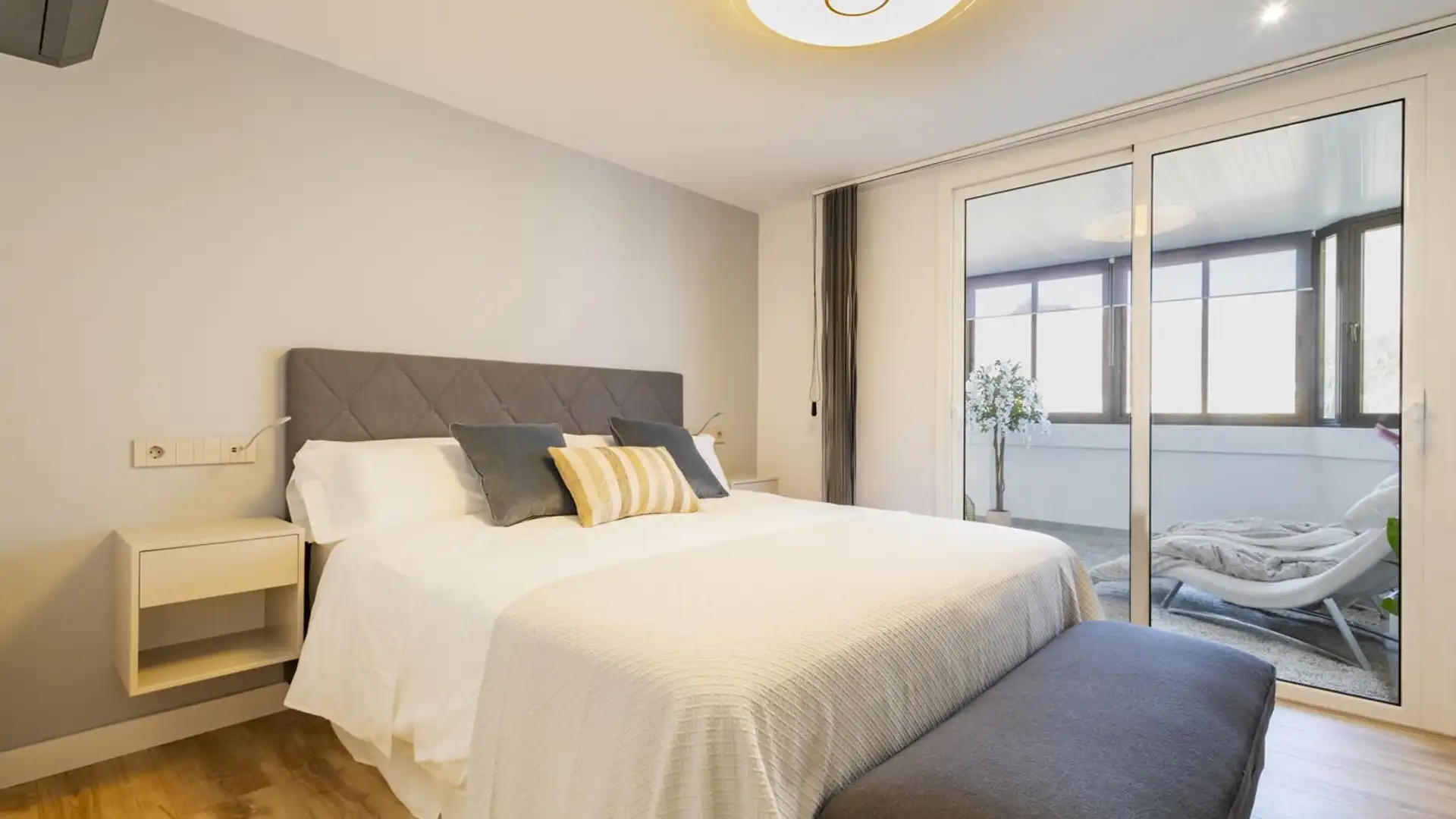 Bedroom of Attic for sale in  Santa Cruz de Tenerife Capital  with Terrace and Storage room