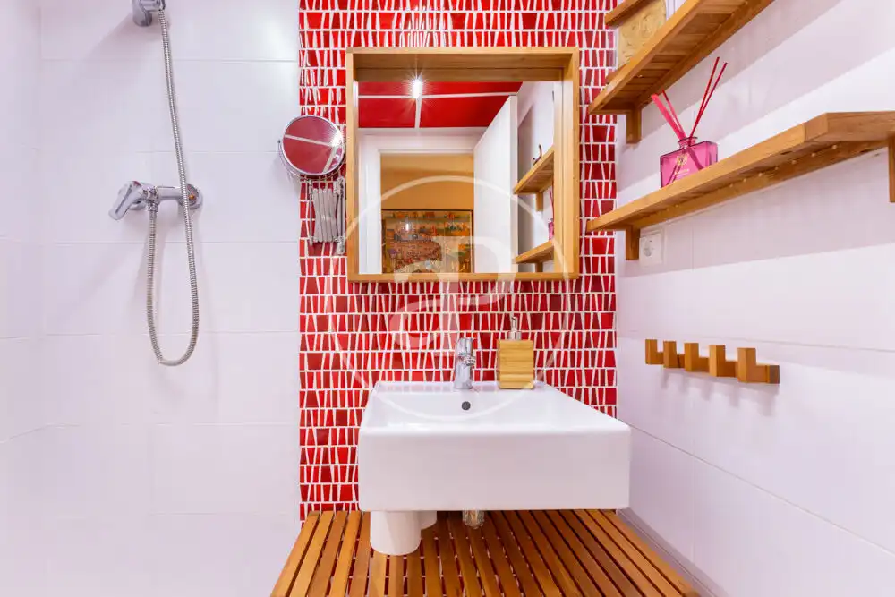 Bathroom of Houses for sale in Godelleta  with Air Conditioner, Heating and Private garden