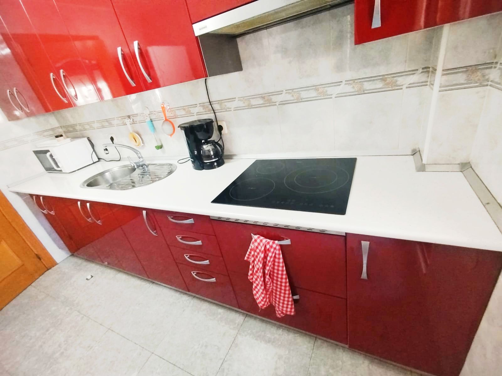 Kitchen of Flat for sale in  Madrid Capital  with Air Conditioner, Heating and Terrace