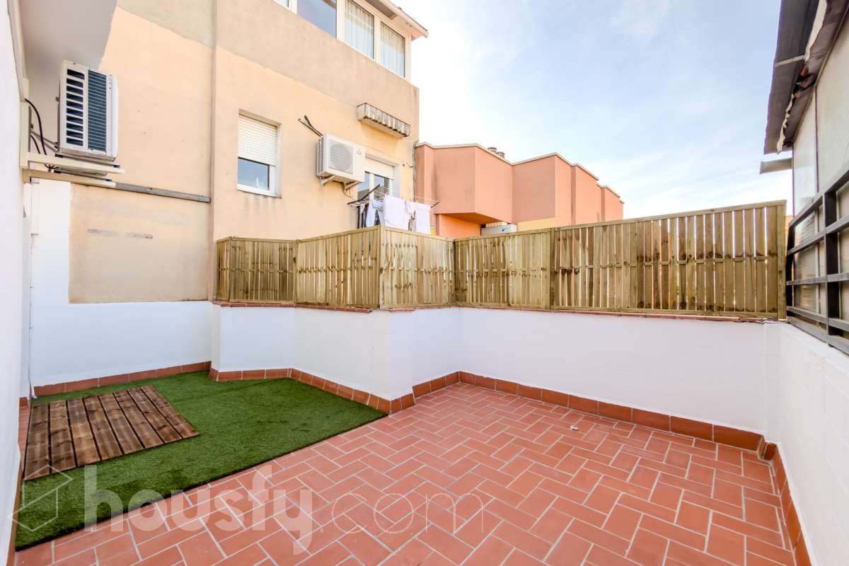 Terrassa de Àtic en venda en L'Hospitalet de Llobregat amb Aire condicionat, Terrassa i Traster