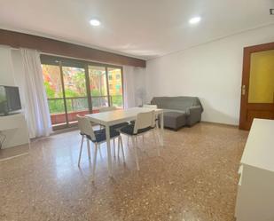 Vista exterior de Apartament de lloguer en  Valencia Capital amb Moblat, Forn i Rentadora