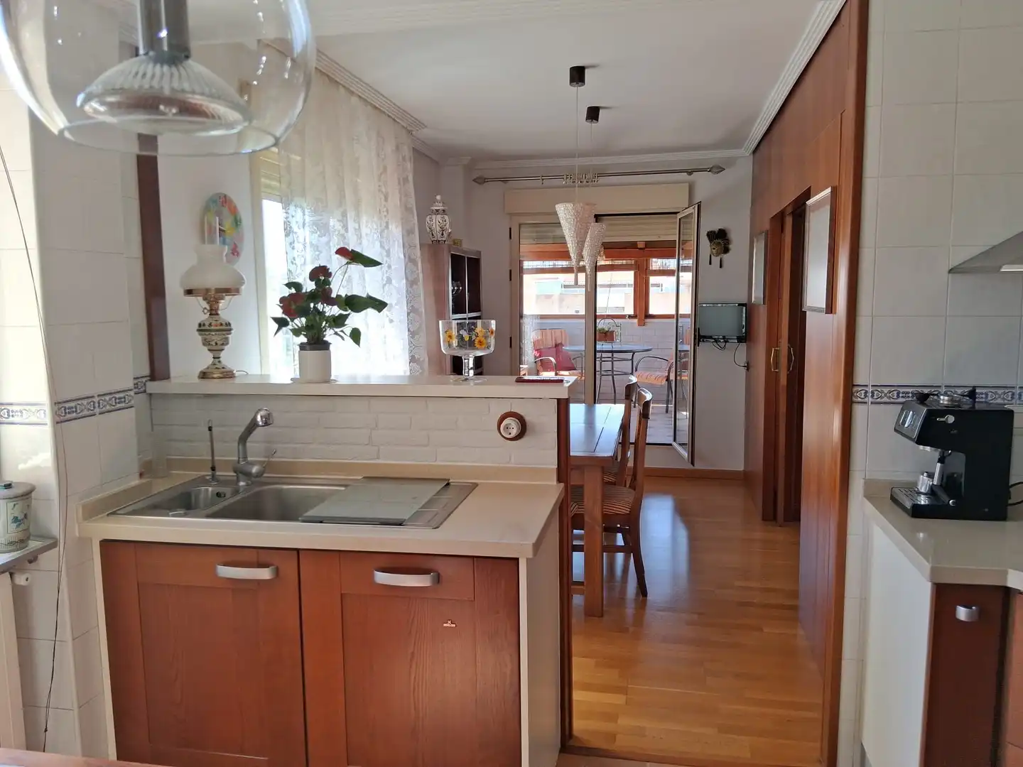 Cuina de Pis en venda en Albacete amb Aire condicionat, Jardí privat i Terrassa