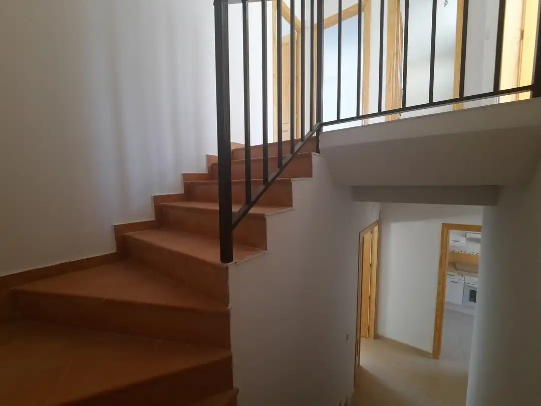 Casa adosada en venda en Escalona amb Calefacció i Alarma