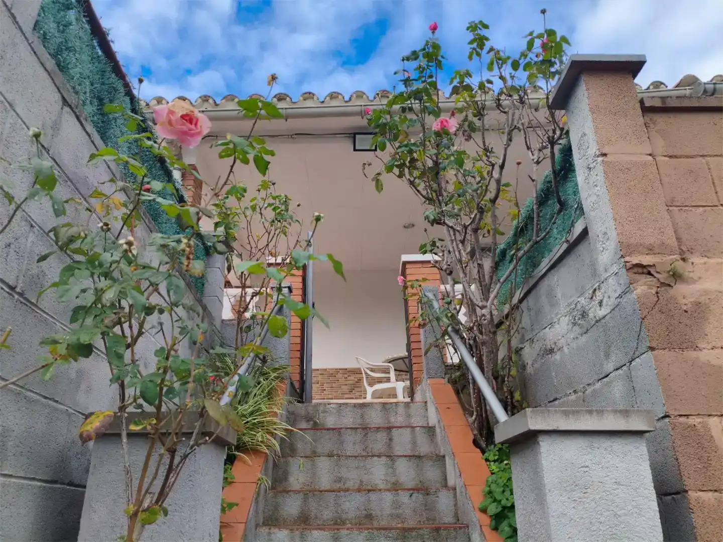 Vista exterior de Piso en venta en Massanes con Jardín privado, Trastero y Piscina
