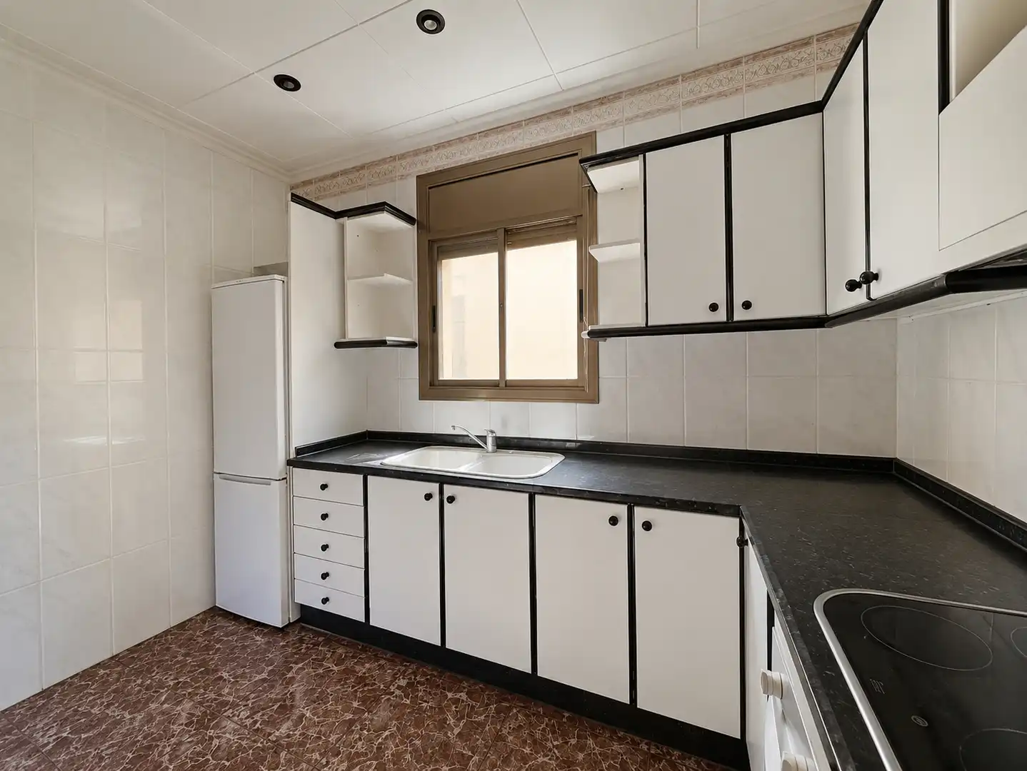 Kitchen of Flat for sale in Sabadell  with Heating, Furnished and Oven