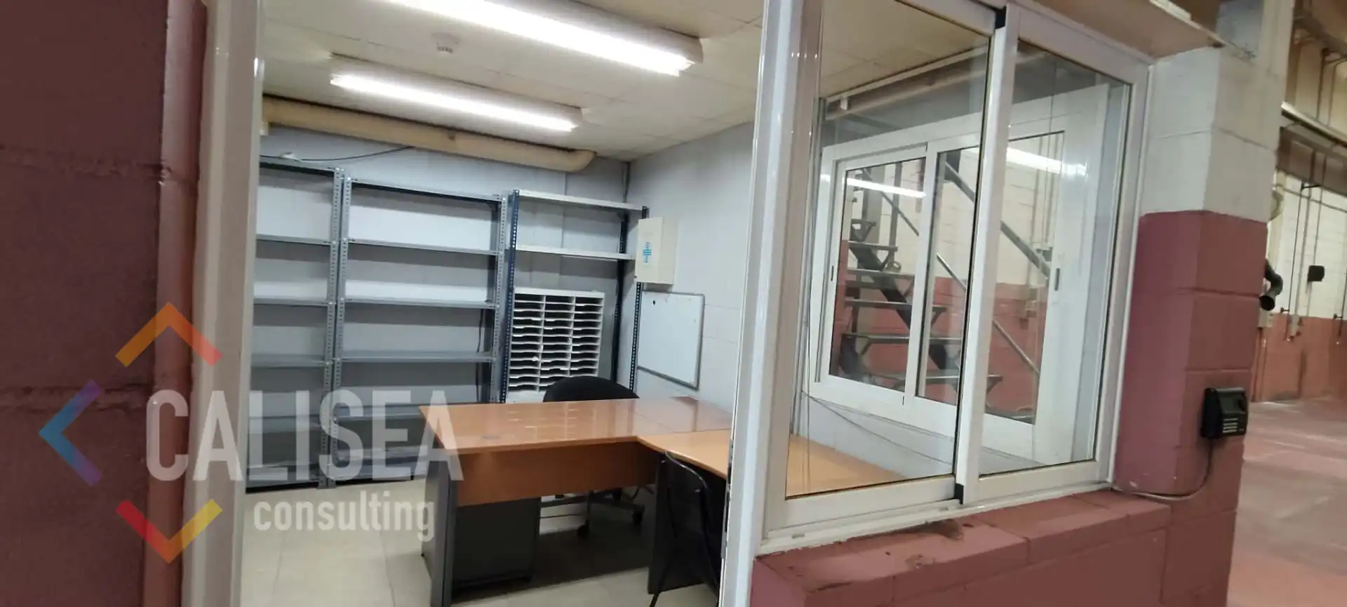 Fabrikhallen zur Miete in Ripollet
