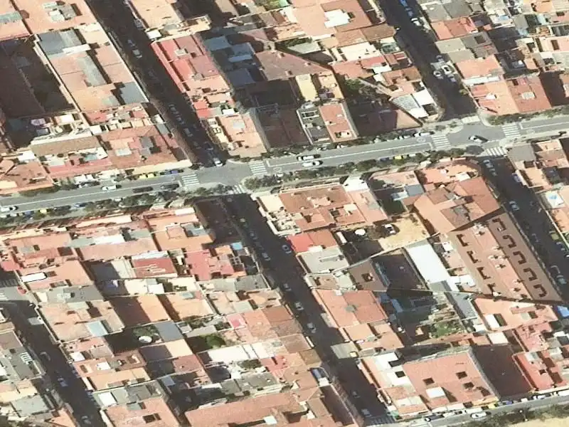 Piso en venta en Calle Colomeres les
