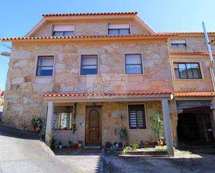 Vista exterior de Casa o xalet en venda en Vigo  amb Calefacció, Terrassa i Traster