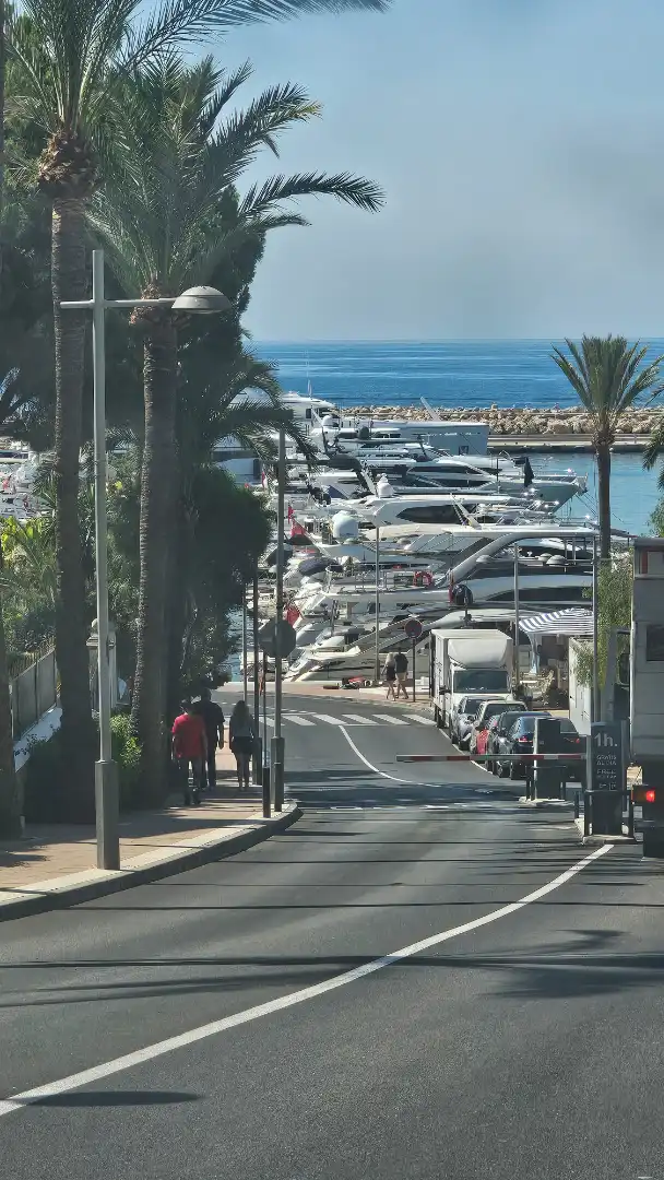 Parkplatz von Wohnungen zum Verkauf in Calvià mit Klimaanlage, Heizung und Privatgarten