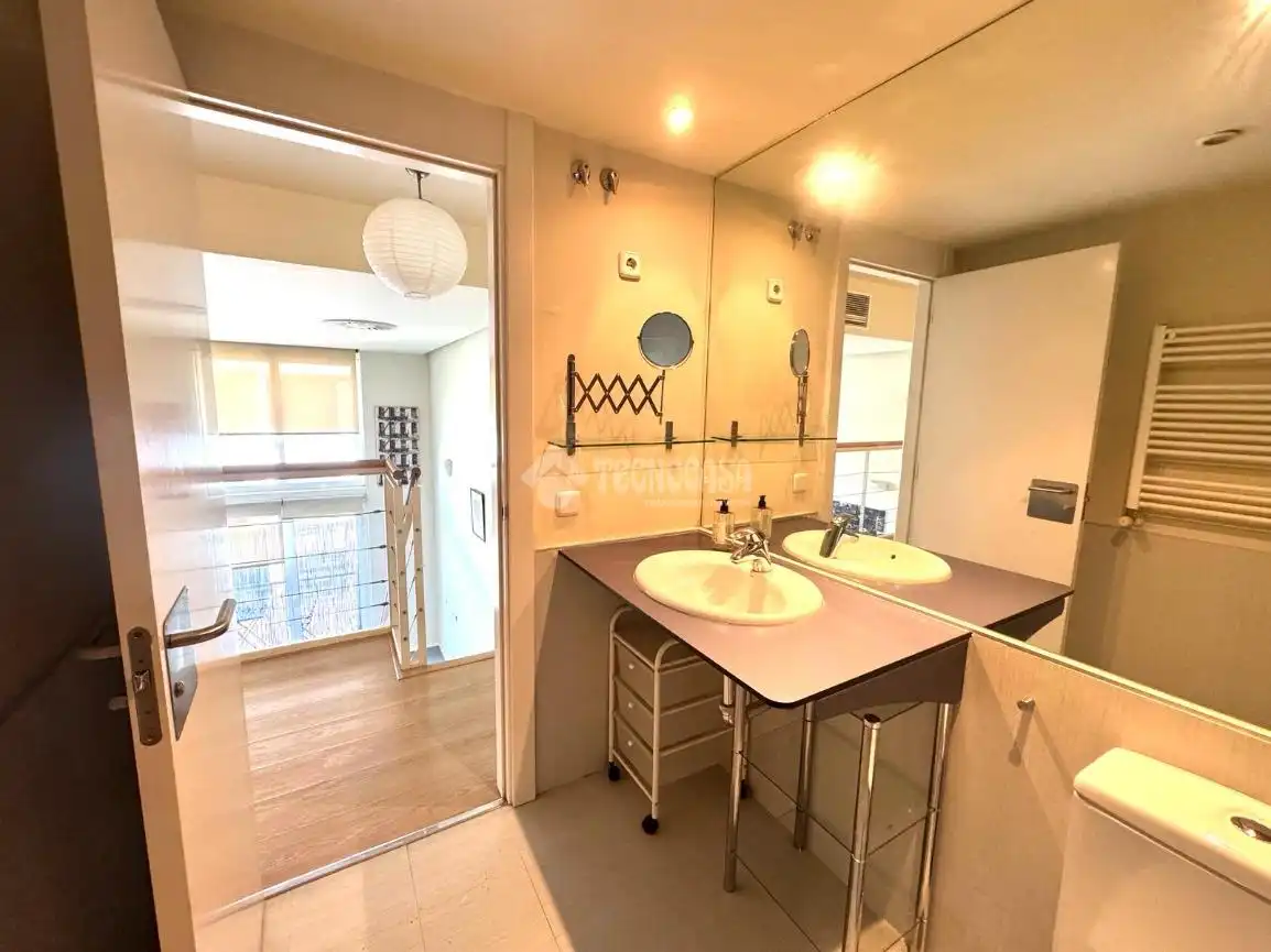 Dormitori de Loft de lloguer en Madrid amb Aire condicionat, Calefacció i Terrassa