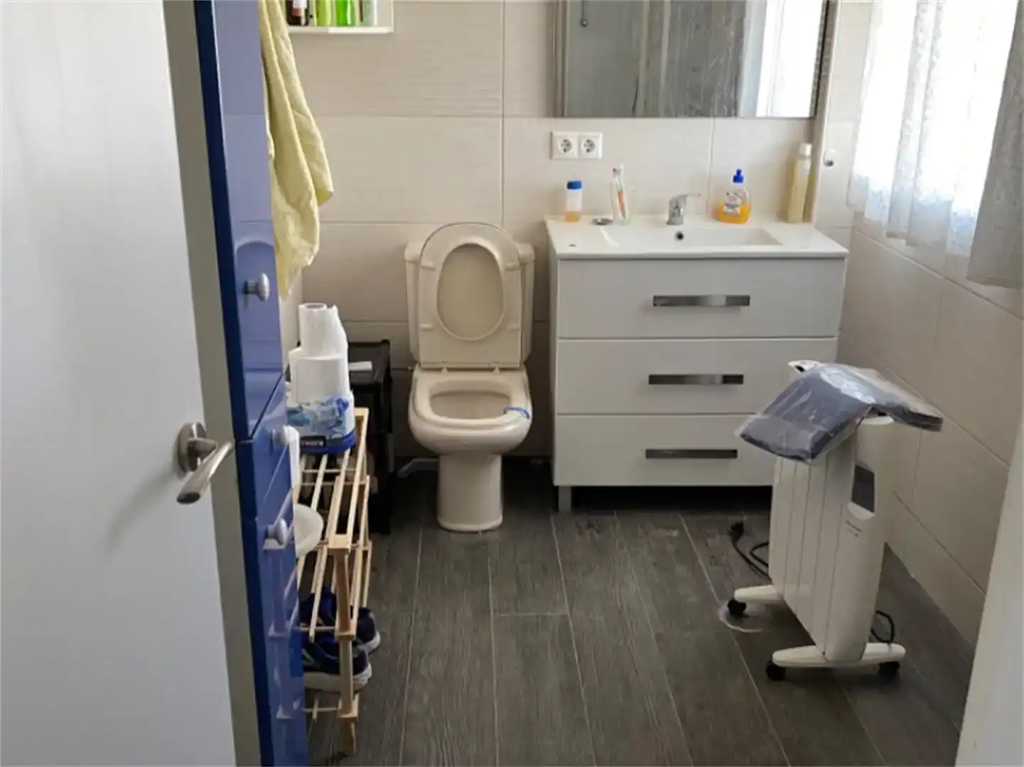 Baño de Planta baja en venta en Villar de Cañas con Piscina
