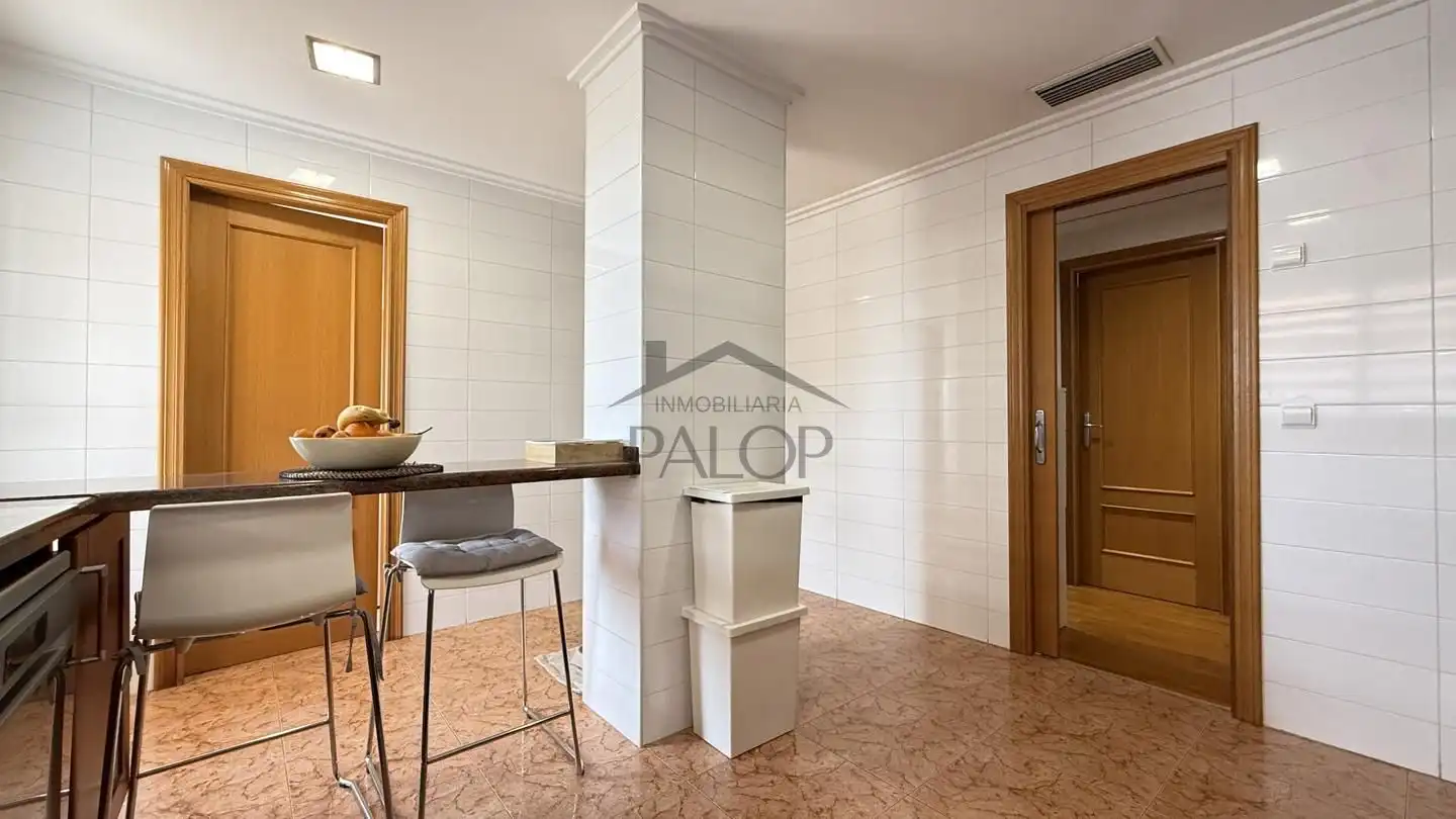 Cuina de Pis en venda en Carcaixent amb Parquet, Terrassa i Traster