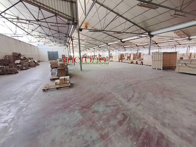 Nave industrial en Alquiler en Peña de las Águilas