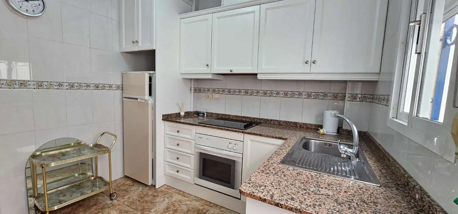 Cocina de Dúplex en venta en Orihuela con Terraza, Piscina y Amueblado