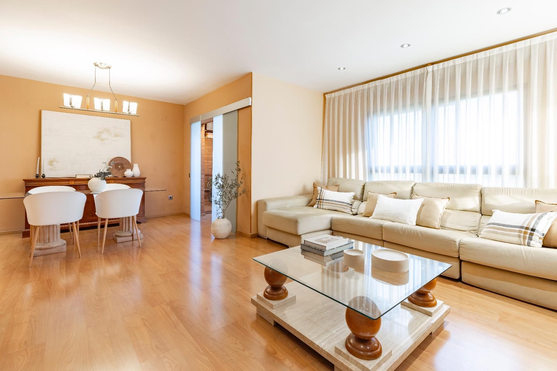Living room of Flat for sale in Paterna  with Air Conditioner, Heating and Private garden
