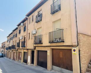 Vista exterior de Pis en venda en  Toledo Capital amb Balcó