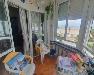 Dormitori de Apartament en venda en El Puerto de Santa María amb Aire condicionat i Terrassa