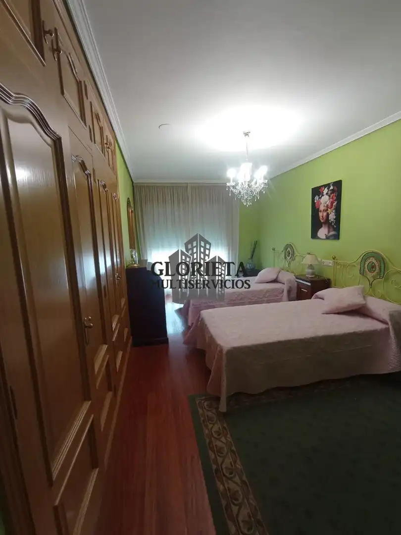 Habitación de Casa adosada en venta en Baiona con Calefacción, Parquet y Terraza