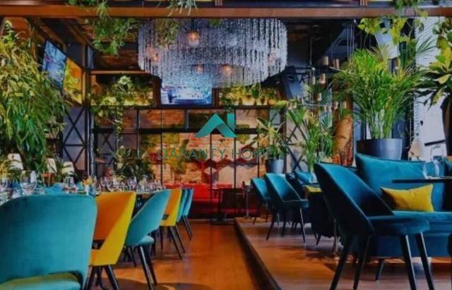 Local comercial en Alquiler en Valdebebas - Valdefuentes