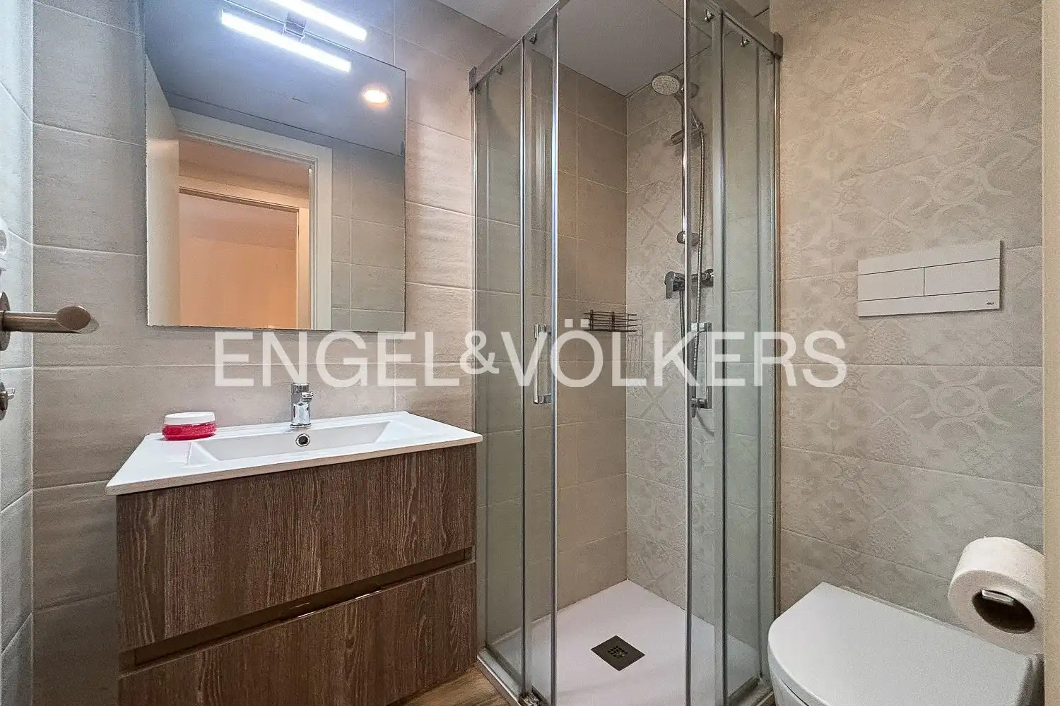 Badezimmer von Wohnung zur Miete in Alboraya mit Klimaanlage, Heizung und Parkett