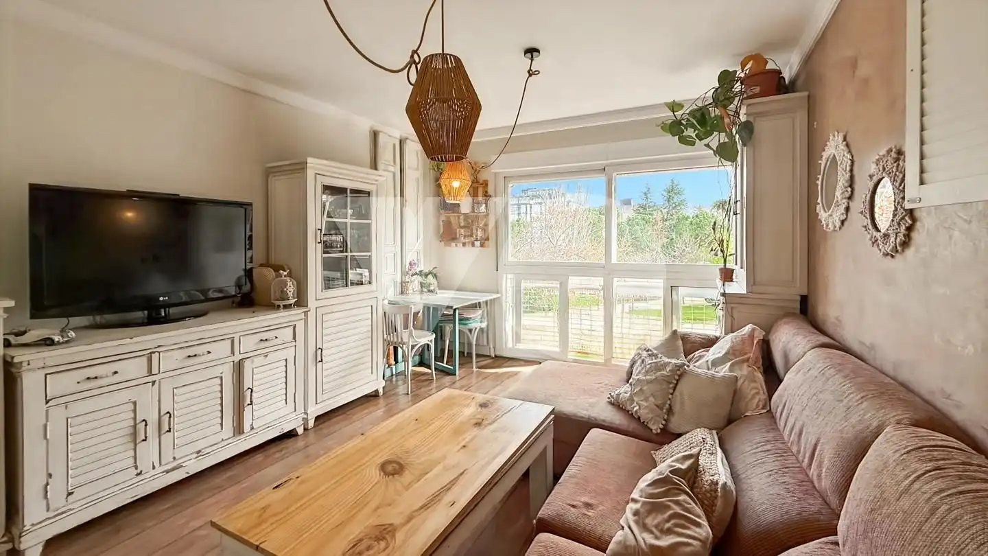 Sala de estar de Piso en venta en Madrid con Aire acondicionado, Calefacción y Jardín privado